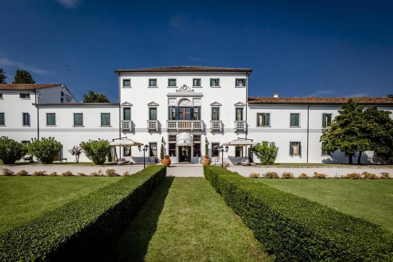 Hotel Villa Marcello Giustinian Mogliano Veneto 4*,  Italia