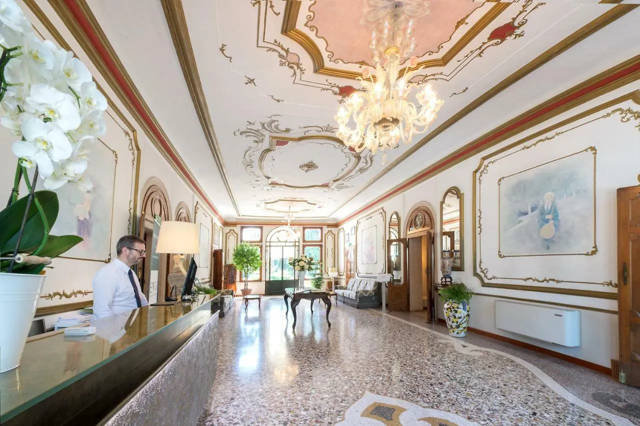 Hotel Villa Marcello Giustinian Mogliano Veneto 4*,  Italy
